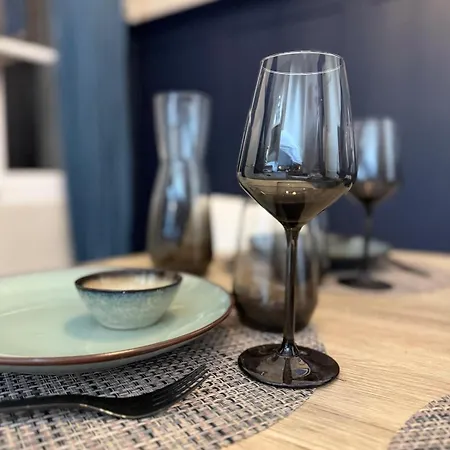 Apartment Le Mistral Setois Climatise En Plein Coeur De Sete