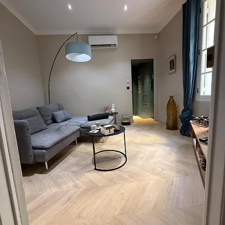 Le Mistral En Plein Coeur De Sete- Plages A Pied & Climatise Apartmán